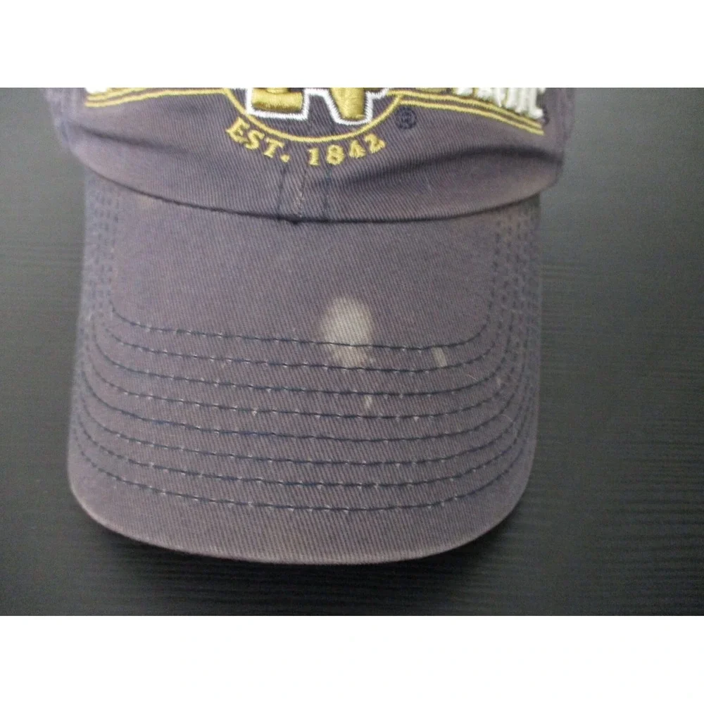 Notre Dame Fighting Irish Hat Cap Mens Strap Back Gray Top Of The World Logo